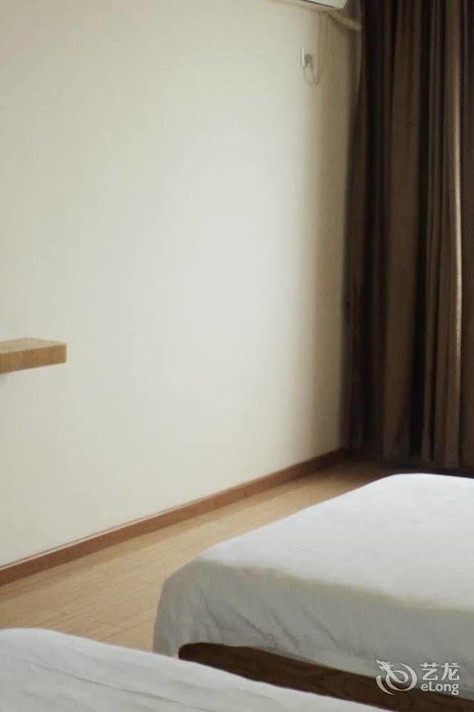 Loft Inn Qingyuan Lianjiang Road Branch צ'ינגיואן מראה חיצוני תמונה