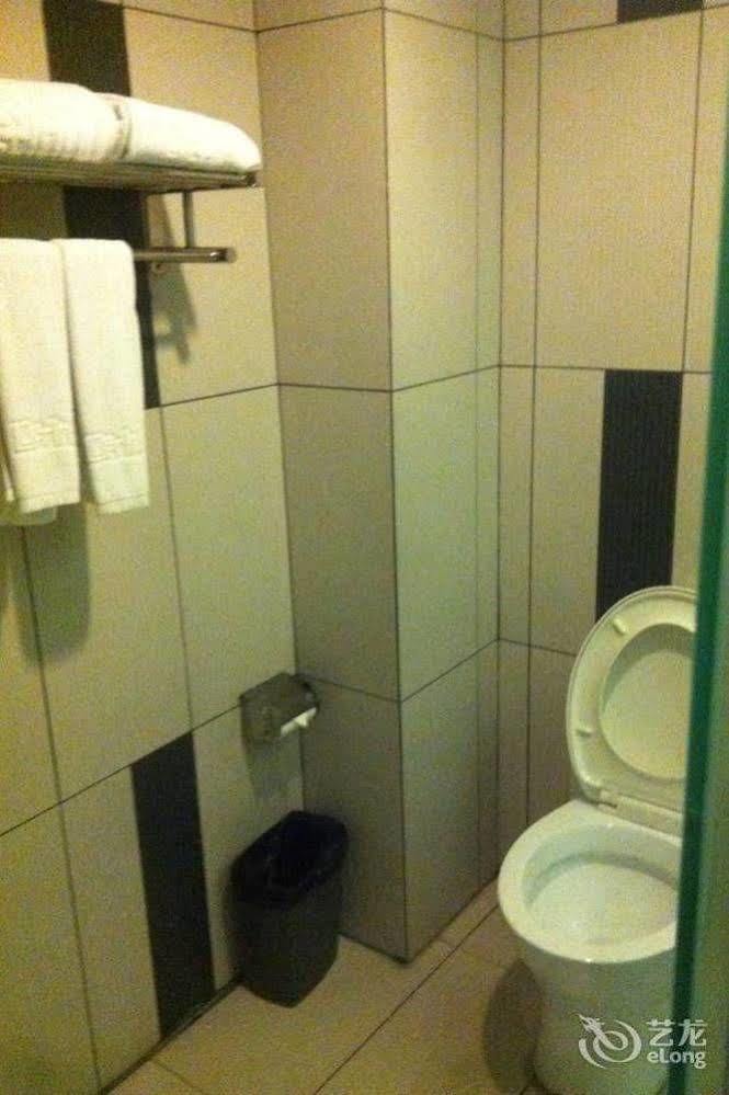 Loft Inn Qingyuan Lianjiang Road Branch צ'ינגיואן מראה חיצוני תמונה
